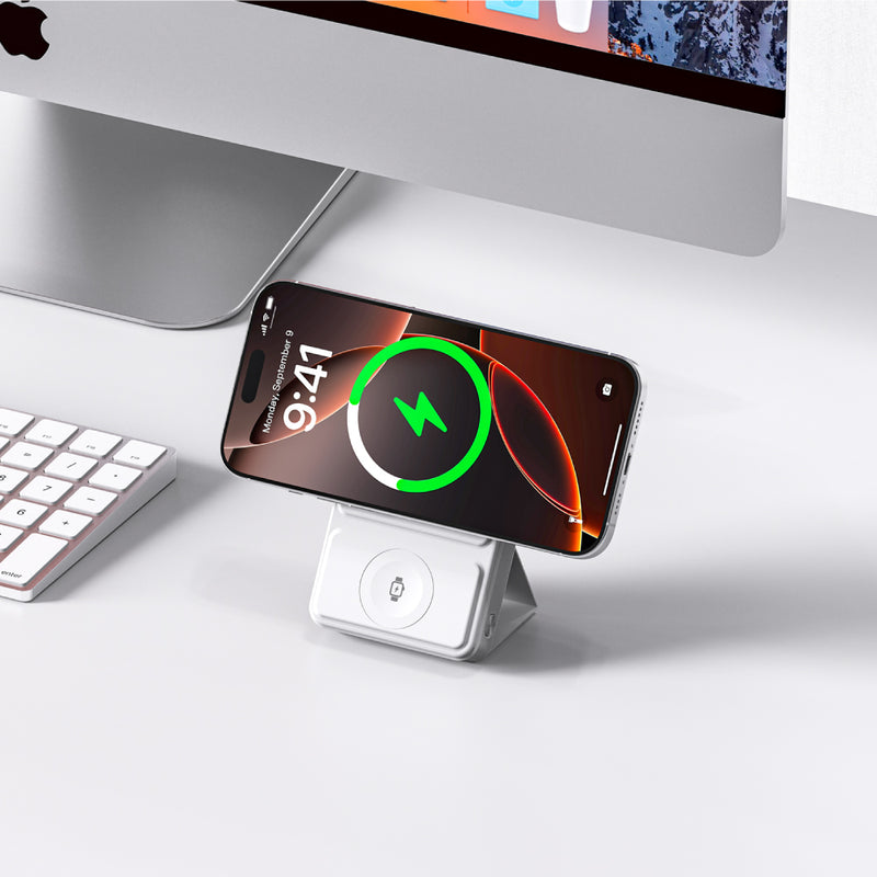 Magnetic [Foldable Stand]